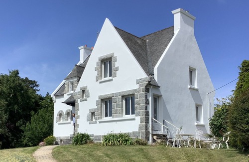 Plounevez-Lochrist Casa | Plouescat: casa típica bretona y hermoso jardín cerca de la bahía de Kernic