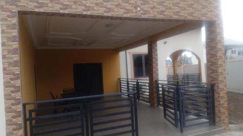 Teshie Casa | Plsa 5bedroom house at east legon