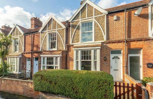 Overstrand Casa | Plum Cottage