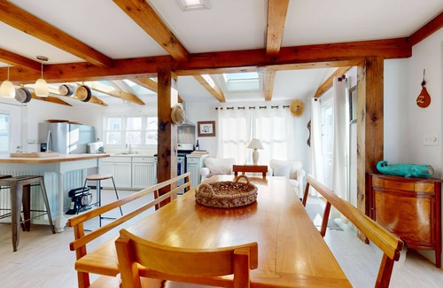 Newbury Casa | Plum Island Getaway: fishing, swimming, beachcombing or relaxing on the deck