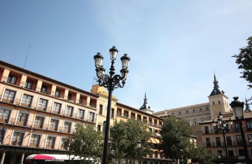 Centro de Toledo Apartamento | pluma y espada