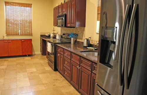 Nassau Villa | PLUMERIA - A pasos de Orange Hill Beach