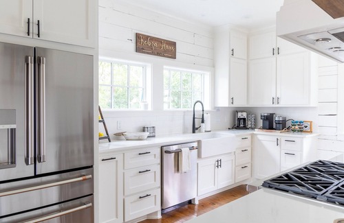Round Top Casa | Plunge Pool + Fire Pit! One block from Henkel Square in Round Top | Kobza Haus+Cottage
