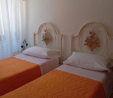 Cuglieri Apartamento | PM 135 Corso Umberto Guest House