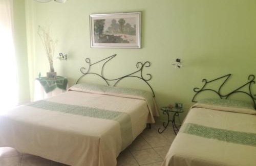 Pivarada Apartamento | PM 3 Via Sebastiano Satta