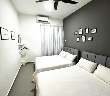 Bayan Baru Apartamento | PM153 LandedHouse Modern Airport