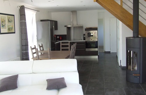 Henvic Casa | Casa accesible para 6 personas PMR completamente renovada en 2014