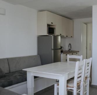 Loutra Apartamento | Pnoe Houses by KHI