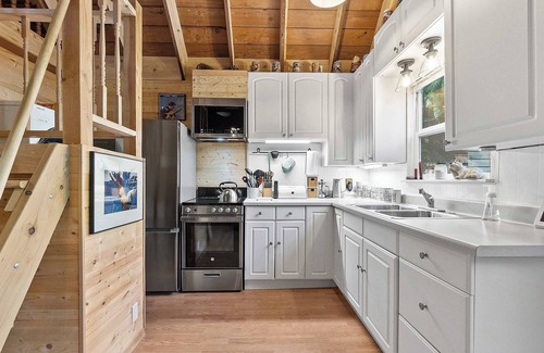 Darrington Casa | PNW River Cabin Summa