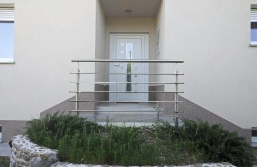 Brda Casa | Počitniška hiša Hum
