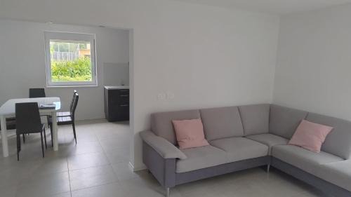Brda Casa | Počitniška hiša Hum