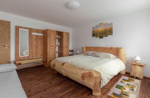 Predjama Casa | Počitniška Hiša Pr Martinovih