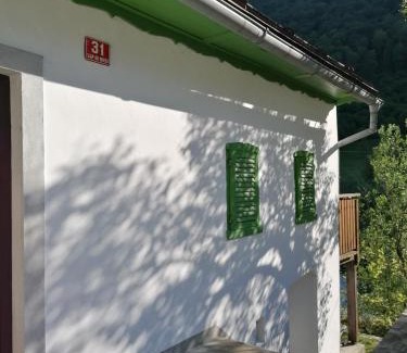 Tolmin Casa | počitniška hiška MEDVEJKE
