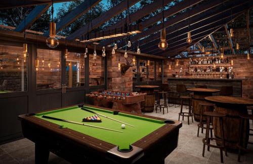 Hope Valley Casa | Poacher's Arms