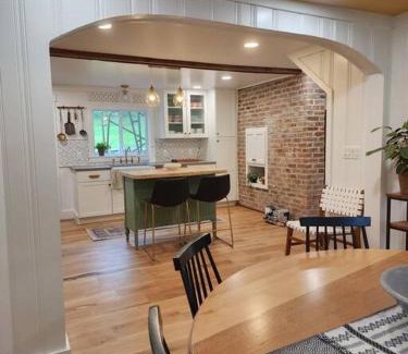 Stroudsburg Casa | Pocono Farmhouse - Fully Renovated 1881 Home