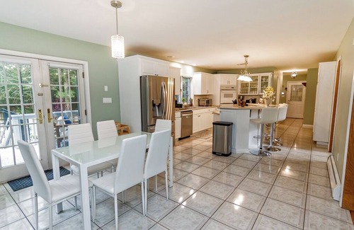 Stroudsburg Casa | Pocono Oasis l Private Pool l HotTub l Sauna l Game Room