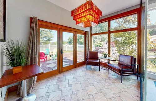 Blakeslee Casa | Poconos Blakeslee Luxury Castle in the Greens