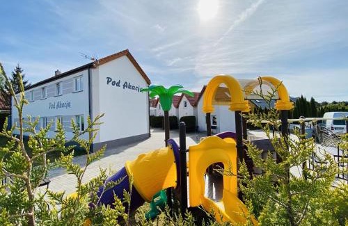 Rewal Cabina | Pod Akacją