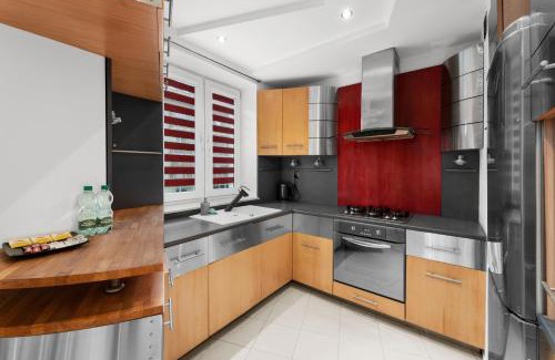 Libertow Apartamento | Pod Fortem Homely Apartment by BookingHost
