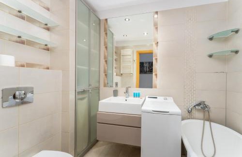 Libertow Apartamento | Pod Fortem Homely Apartment by BookingHost