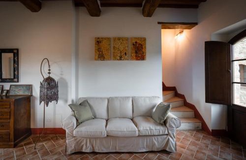 Asciano Casa | Podere Fossaccio Casa Fiordaliso