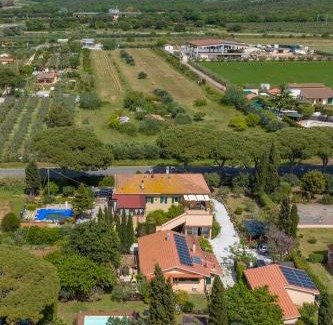 San Vincenzo Casa | Podere Isabella