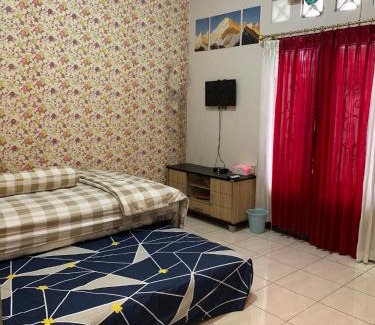 Depok Casa | Podhomoro homestay