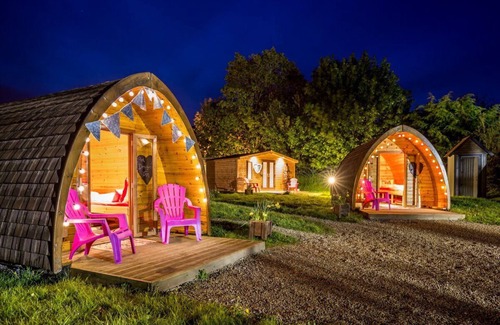Portumna Cabina | Podumna Village