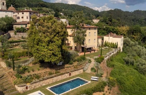 Loppeglia Casa | Poggio al Leccio, a superb Tuscan villa