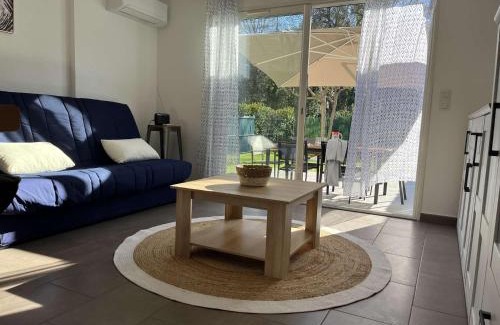 Poggio-Mezzana Apartamento | Poggio Mezzana T2 climatisé avec jardin proche mer