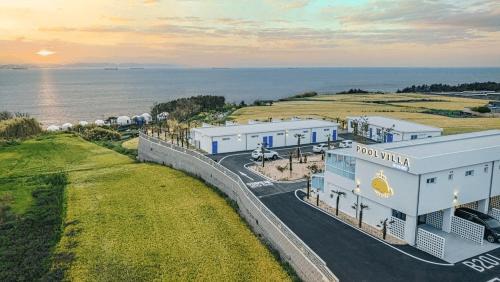 Pohang Casa | Pohang Uni’s Ocean Pool Villa