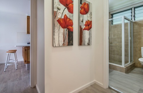 Hamilton Island Apartamento | ** POINCIANA 209 ** RECIENTEMENTE REFORMADO