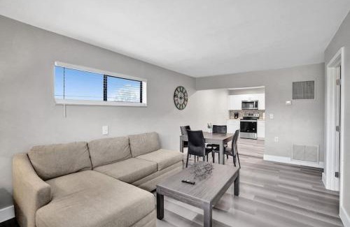 Harbordale Apartamento | Poinciana Getaway 2BR Apartment Near FLL Airport