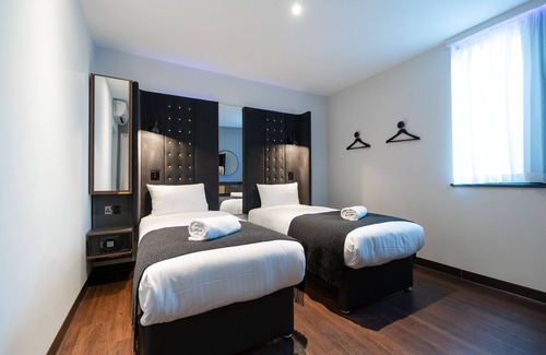 Spitalfields Hotel | Point A Hotel London Liverpool Street