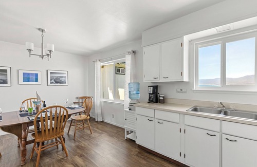 Point Arena Casa | Point Arena Lighthouse - Assistant Keeper's House 2
