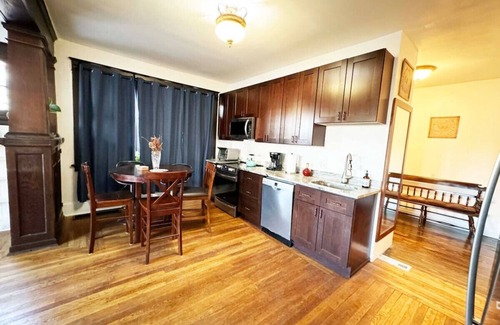 Point Breeze North Apartamento | Point Breeze Duplex w/Parking