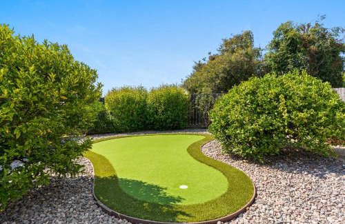 Point Loma Heights Casa | Point Loma Home w Putting Green Firepit Game Room Beach Access Zola Street by AvantStay