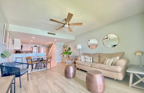 Crescent Beach Condominio | Point Matanzas - Intracoastal Water-Front, Amazing Views, Daytime Dock, Pool