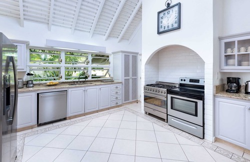 Paynes Bay Villa | Point of View in St James by Personal Villas - Wonderful Ocean Vibe