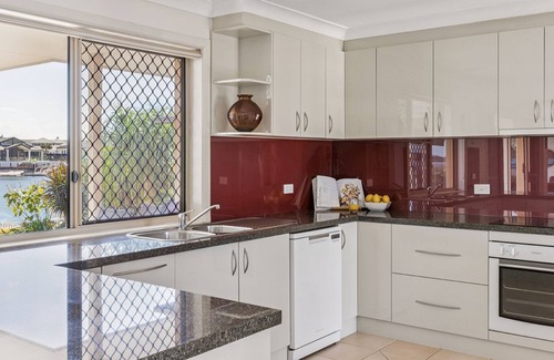 Yamba Casa | Point Paradiso | Glorious waterfront