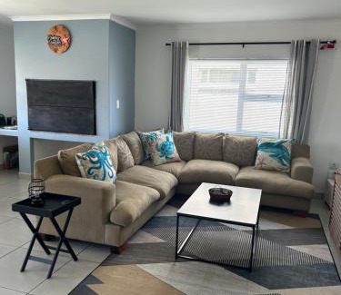 Franskraal Casa | Pokey Starfish Holiday Home