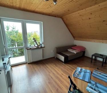 Bialogora Casa | Pokoje Gościnne Białogóra
