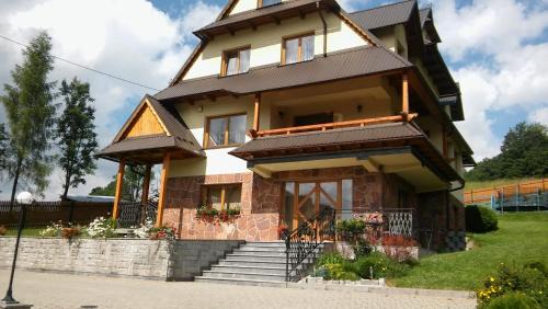 Dzianisz Casa | Pokoje Gościnne Dzianisz
