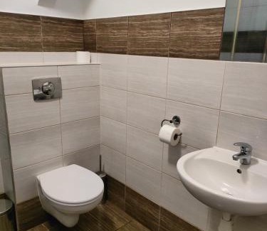 gmina Popielow Casa | Pokoje Gościnne pod Dębem