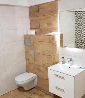 Gostynin Apartamento | Pokoje gościnne vis a vis Retro