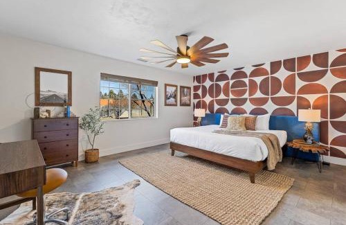 Williams Casa | Polar Express Hot Tub Pool Table Mountain Views