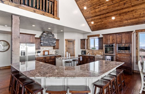 Fish Haven Cabina | Polaris Peak (Sleeps 36)