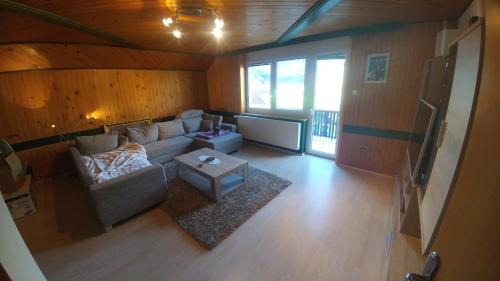 Poljane nad Skofjo Loko Apartamento | Poldas apartments
