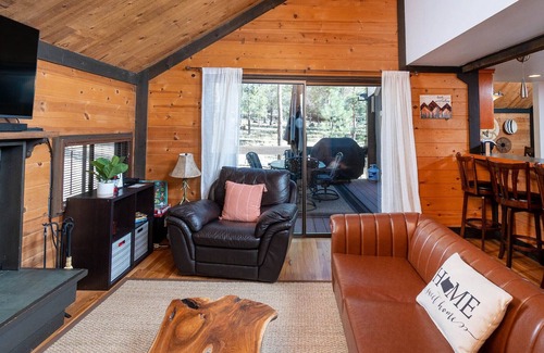Overlook Park Casa | Pole House 28