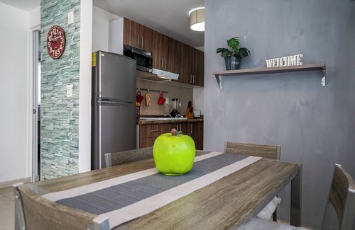 León Apartamento | Poliforum Modern 2BR Modern Apartment